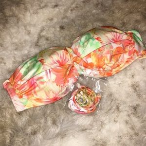 **NWOT** VS Bathing Suit Top - Multicolor